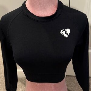 Elegant Black Long Sleeve Crop Top